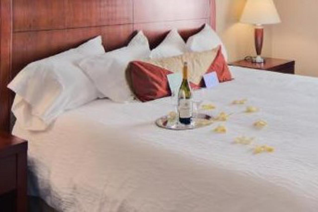 Hilton Garden Inn Ларамі Екстер'єр фото