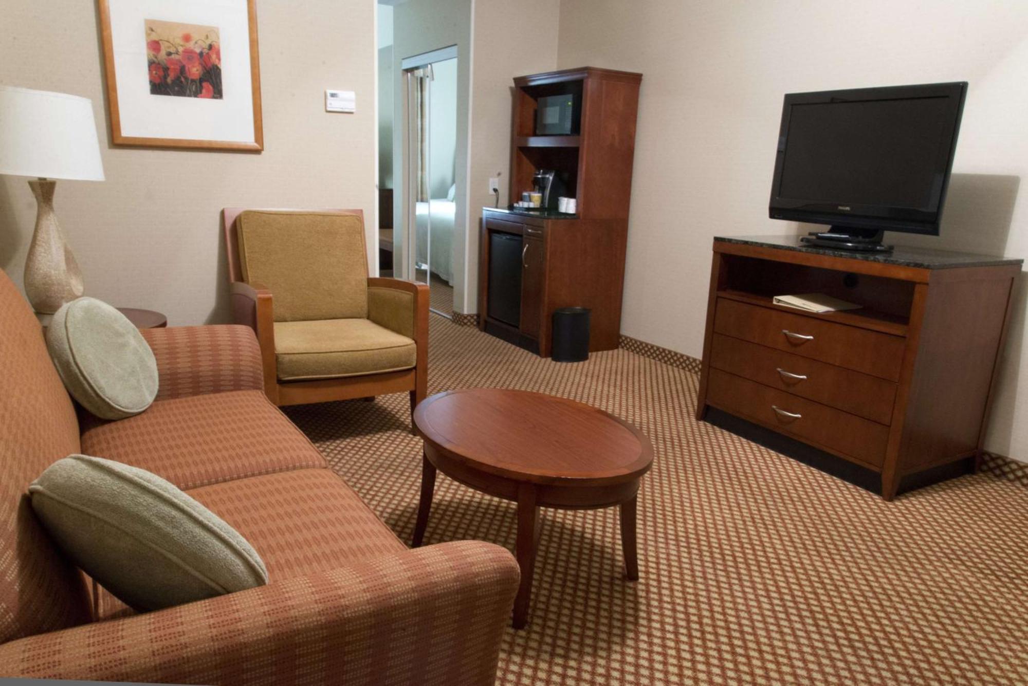 Hilton Garden Inn Ларамі Екстер'єр фото