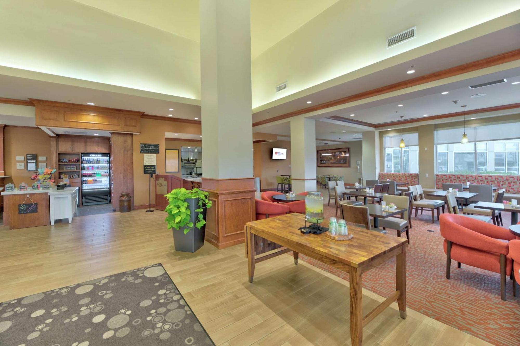 Hilton Garden Inn Ларамі Екстер'єр фото