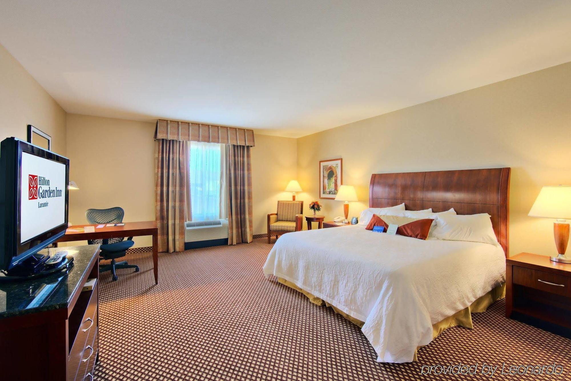 Hilton Garden Inn Ларамі Номер фото